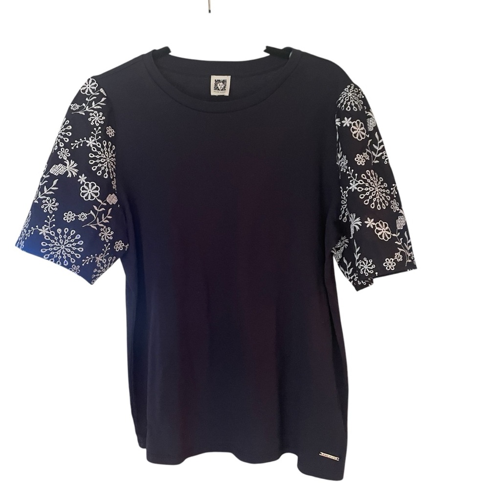 Anne Klein Black Top with Unique Embroidered Sleeves Medium